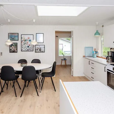 6 Person In Veslos-by Traum بيت للعطل *