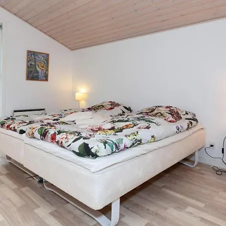 6 Person In Veslos-by Traum بيت للعطل